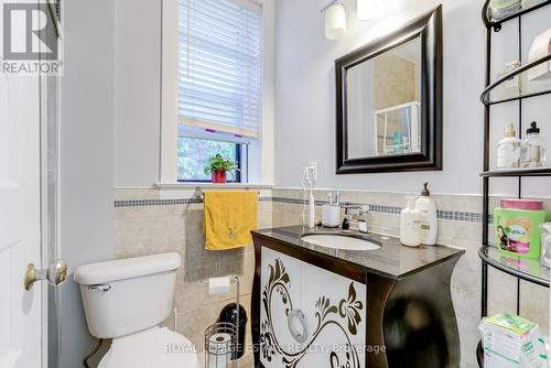 286 Coxwell Avenue, Toronto (Greenwood-Coxwell), ON - Indoor Photo Showing Bathroom