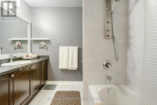 84 Harbourside Drive N, Whitby, ON - Indoor Photo Showing Bathroom