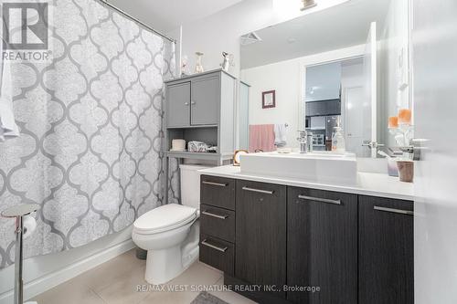 204 - 4800 Highway 7, Vaughan, ON - Indoor Photo Showing Bathroom