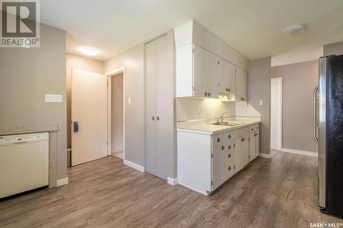 95 Mcinnis Crescent, Regina, SK - Indoor Photo Showing Laundry Room