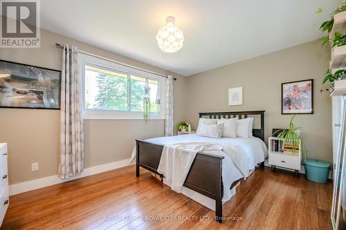 940 Watson Road, Puslinch, ON - Indoor Photo Showing Bedroom