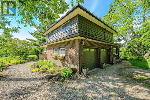 940 Watson Road, Puslinch, ON - Outdoor