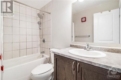 112 Livorno Court, Ottawa, ON - Indoor Photo Showing Bathroom