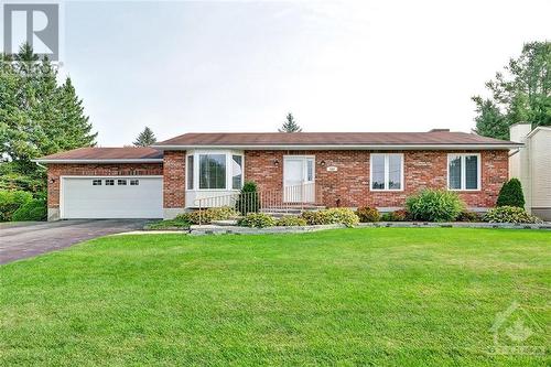 548 Loucks Drive, Russell, ON - Outdoor