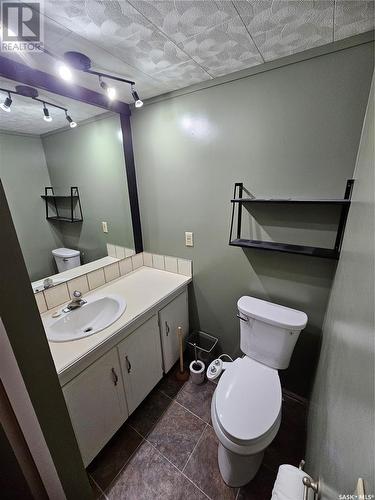 471 Froom Crescent, Regina, SK - Indoor Photo Showing Bathroom