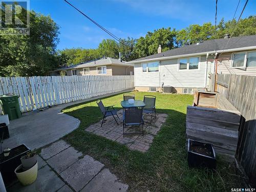 471 Froom Crescent, Regina, SK - Outdoor