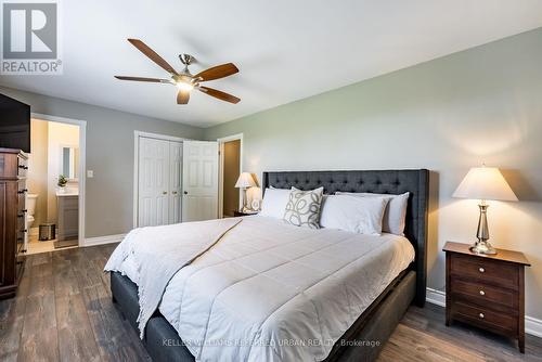 4310 Line 6, Bradford West Gwillimbury (Bradford), ON - Indoor Photo Showing Bedroom