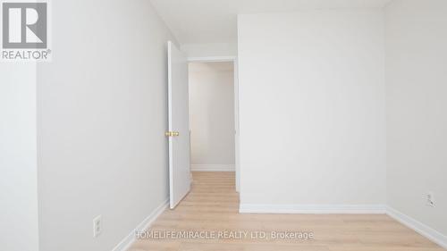 8 Hillbank Trail, Brampton, ON - Indoor Photo Showing Other Room