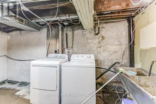 726 Indian Road, Toronto (High Park North), ON - Indoor Photo Showing Laundry Room