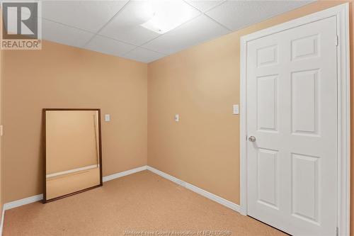 1217 Imperial Crescent, Windsor, ON - Indoor Photo Showing Other Room