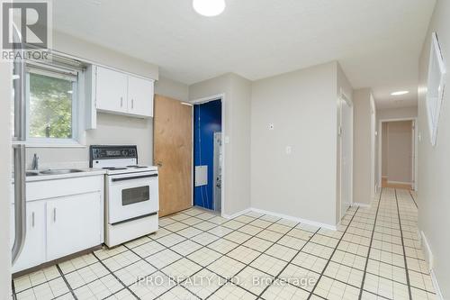 25 Elizabeth Street, Guelph, ON - Indoor Photo Showing Kitchen