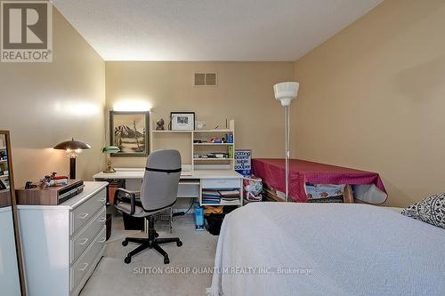 44 - 1180 Walden Circle, Mississauga (Clarkson), ON - Indoor Photo Showing Bedroom