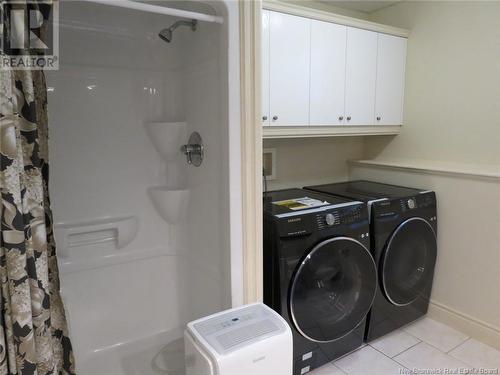 6 Irene Street, Burton, NB - Indoor Photo Showing Laundry Room