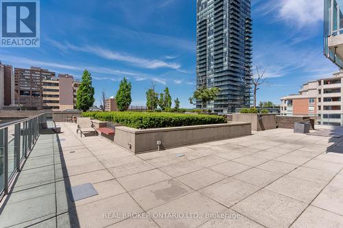 104 - 21 Scollard Street, Toronto (Annex), ON - Outdoor