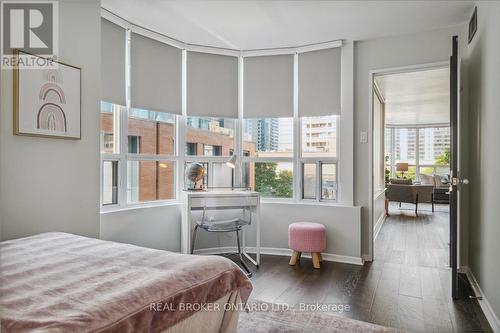 409 - 25 Maitland Street, Toronto (Church-Yonge Corridor), ON - Indoor Photo Showing Bedroom