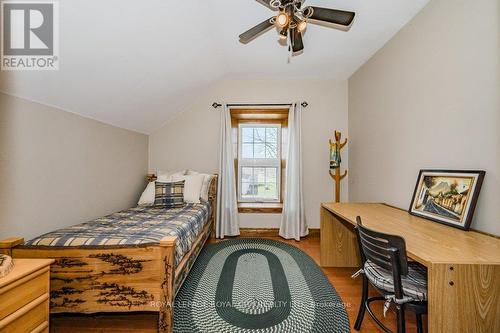 8108 Wellington Rd 22, Centre Wellington, ON - Indoor Photo Showing Bedroom