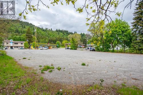 1445 Columbia  Avenue, Castlegar, BC 