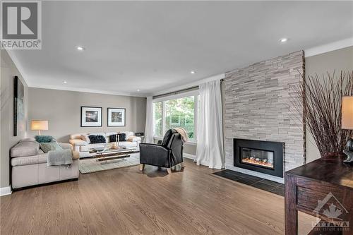 Living Room - 162 Heath Street, Ottawa, ON - Indoor Photo Showing Living Room With Fireplace