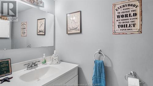 5056 Colbourne Drive, Windsor, ON - Indoor Photo Showing Bathroom