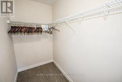 walk-in closet - 