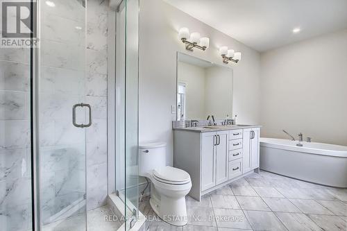 9392 Bayview Avenue, Richmond Hill, ON - Indoor Photo Showing Bathroom