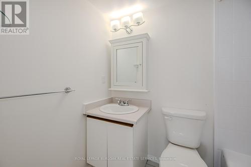 503 - 5090 Pinedale Avenue, Burlington (Appleby), ON - Indoor Photo Showing Bathroom