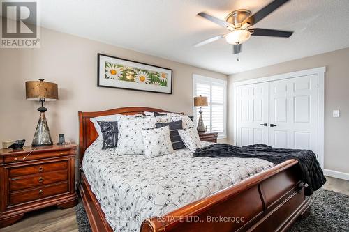 9 Dewsbury Way, Hamilton (Stoney Creek), ON - Indoor Photo Showing Bedroom