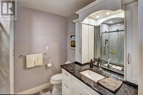 811 Clearview Crescent, London, ON - Indoor Photo Showing Bathroom