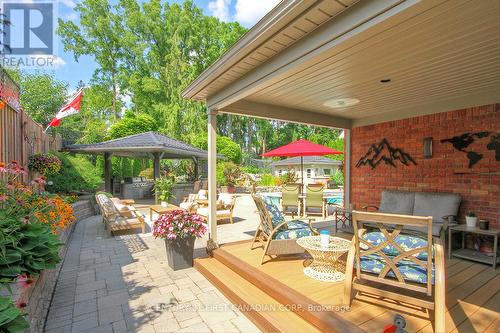 811 Clearview Crescent, London, ON - Outdoor With Deck Patio Veranda With Exterior