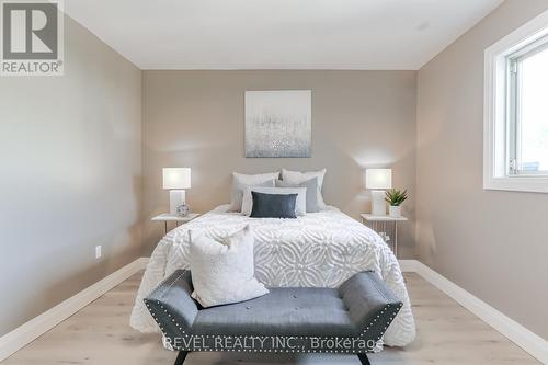 18 Denniston Street, Kawartha Lakes (Lindsay), ON - Indoor Photo Showing Bedroom