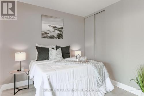 18 Denniston Street, Kawartha Lakes (Lindsay), ON - Indoor Photo Showing Bedroom