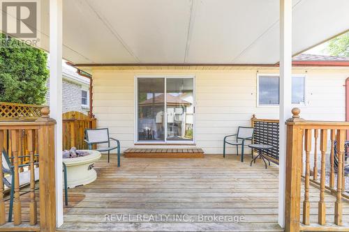 18 Denniston Street, Kawartha Lakes (Lindsay), ON - Outdoor With Deck Patio Veranda With Exterior