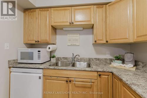 109 - 841 Battell Court, Cobourg, ON - Indoor Photo Showing Kitchen With Double Sink