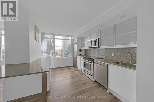 3510 - 25 Telegram Mews, Toronto (Waterfront Communities), ON - Indoor Photo Showing Kitchen