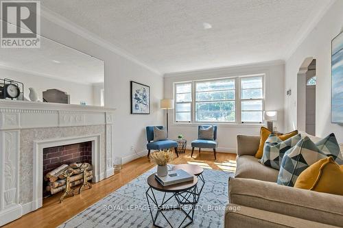 56 Arden Crescent, Toronto (Clairlea-Birchmount), ON - Indoor Photo Showing Living Room With Fireplace