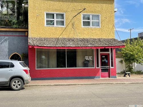 407 Main Street, Gravelbourg, SK 