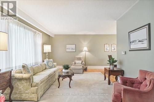 468 Anthony Drive, Oakville (Old Oakville), ON - Indoor Photo Showing Living Room