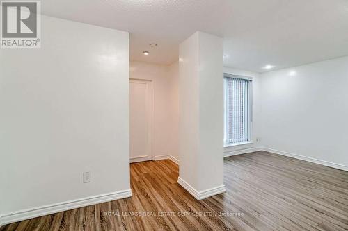 180 - 1395 Williamsport Drive, Mississauga (Applewood), ON - Indoor Photo Showing Other Room