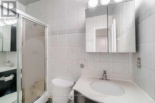 180 - 1395 Williamsport Drive, Mississauga (Applewood), ON - Indoor Photo Showing Bathroom