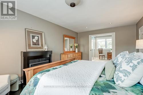 3159 South Drive, Burlington, ON - Indoor Photo Showing Bedroom