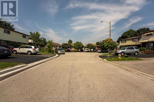 8 Attila Court, Toronto (West Humber-Clairville), ON - Outdoor