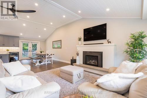 1171 North Shore Drive, Innisfil, ON - Indoor Photo Showing Living Room With Fireplace