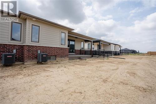 17 Duskridge Road, Chatham, ON - Outdoor With Deck Patio Veranda