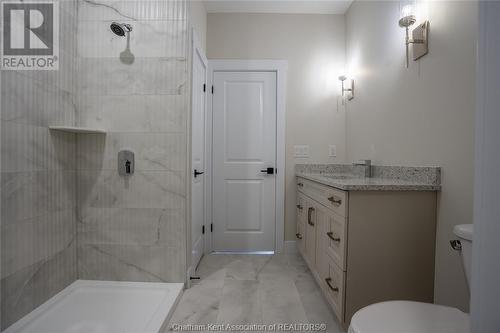 17 Duskridge Road, Chatham, ON - Indoor Photo Showing Bathroom