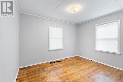 2233 Elsmere, Windsor, ON - Indoor Photo Showing Other Room