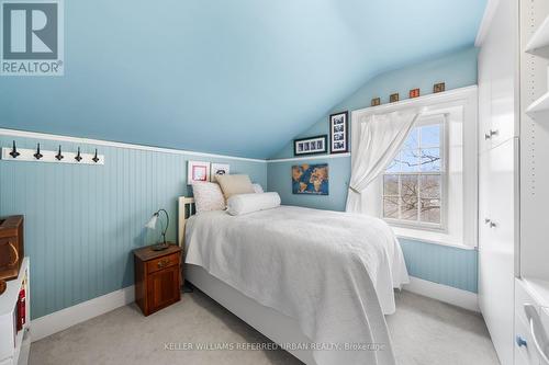 7243 Concession 1, Puslinch, ON - Indoor Photo Showing Bedroom