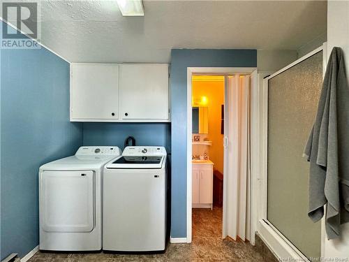 188 Bellevue Street, Edmundston, NB - Indoor Photo Showing Laundry Room