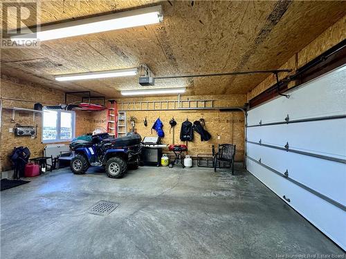 188 Bellevue Street, Edmundston, NB - Indoor Photo Showing Garage