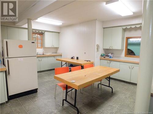 152 Church Street, Bath, NB - Indoor Photo Showing Kitchen