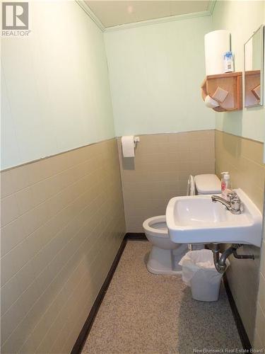 152 Church Street, Bath, NB - Indoor Photo Showing Bathroom